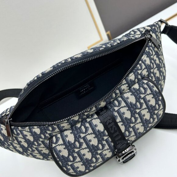 Dior Dior Oblique Saddle Belt Bag – Blue Jacquard Canvas - Picture 4 of 8